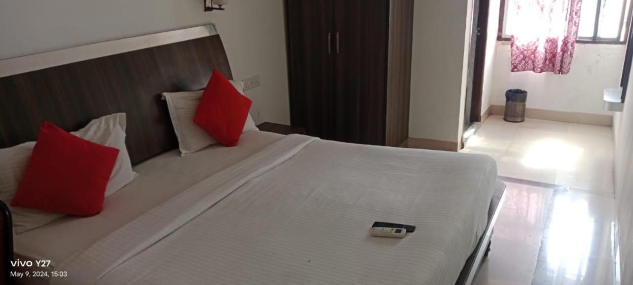 Mount Heera Chennai Exterior foto