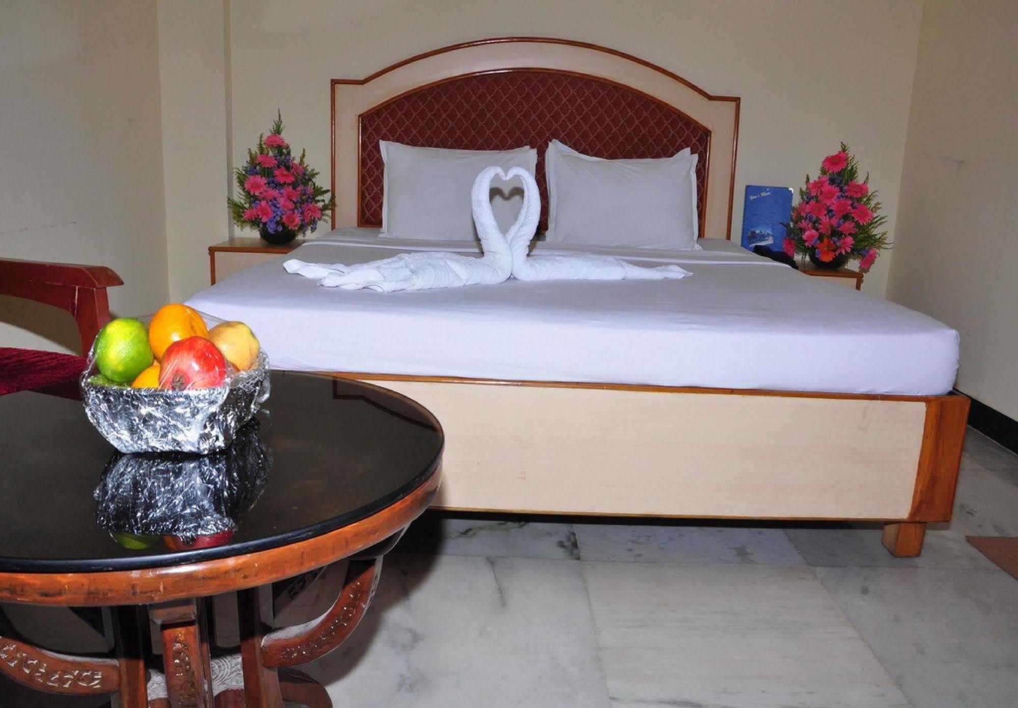 Mount Heera Chennai Exterior foto